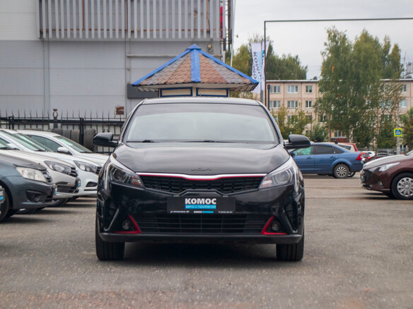 2022 Kia Rio IV Рестайлинг, чёрный - вид 8
