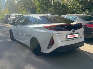 2017 Toyota Prius PHV ZVW52 Prime IV (XW50), белый, 2099000 рублей, вид 4