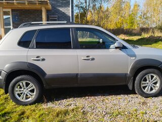 2008 Hyundai Tucson I, серебристый, 835000 рублей, вид 3