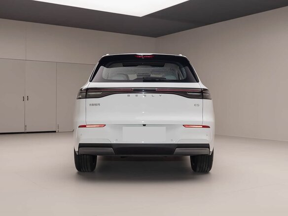 2026 Geely Galaxy E5 68.39 kWh, белый, 4185003 рублей - вид 6