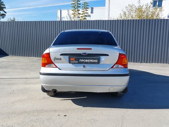 2004 Ford Focus I Рестайлинг, серебристый, 259000 рублей - вид 5