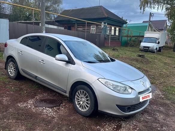 2013 Renault Fluence I, серебристый, 790000 рублей - вид 3