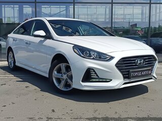 2019 Hyundai Sonata VII (LF) Рестайлинг, белый, 1780000 рублей, вид 2