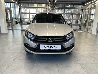 2026 Lada (ВАЗ) Granta I Рестайлинг, серебристый, 1114000 рублей, вид 2