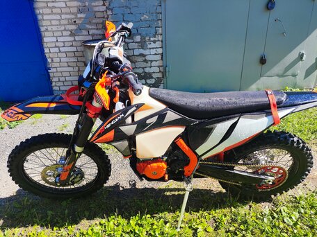 2024 GR GR8, чёрный, 300000 рублей, вид 2