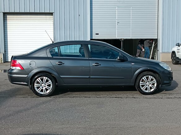 2012 Opel Astra H Рестайлинг, серый, 635000 рублей - вид 4