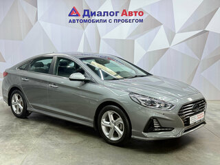 2018 Hyundai Sonata VII (LF) Рестайлинг, серый, 1770000 рублей, вид 3