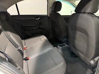 2015 Skoda Rapid I, белый, 989800 рублей, вид 4