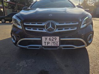 2018 Mercedes-Benz GLA 180 I (X156) Рестайлинг, синий, 1930000 рублей, вид 4