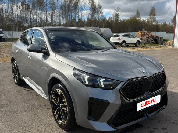 2024 BMW X2 xDrive25i II (U10), серый, 5650000 рублей - вид 1