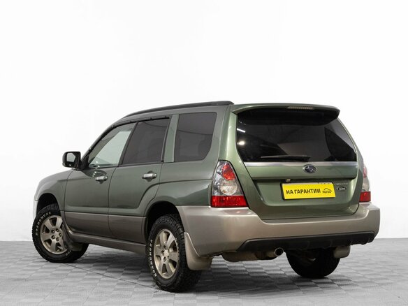 2005 Subaru Forester II Рестайлинг, зелёный - вид 5