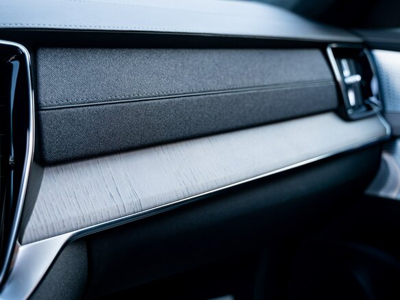 2026 Volvo XC90 B5 II Рестайлинг 2, чёрный, 10100000 рублей - вид 22