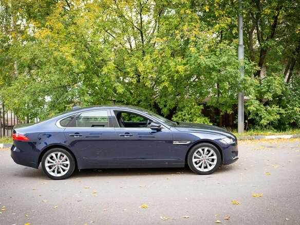 2017 Jaguar XF II, синий, 3500000 рублей - вид 28