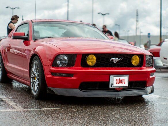 2005 Ford Mustang V, пурпурный, 3300000 рублей - вид 13