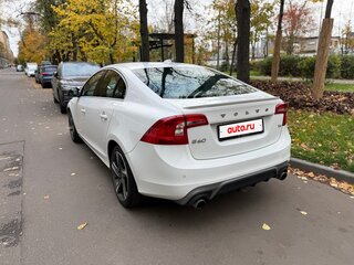 2014 Volvo S60 II Рестайлинг, белый, 1365000 рублей, вид 5
