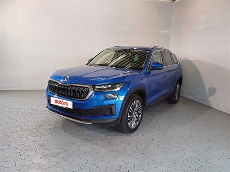 2023 Skoda Kodiaq I Рестайлинг, синий, 3950000 рублей, вид 2