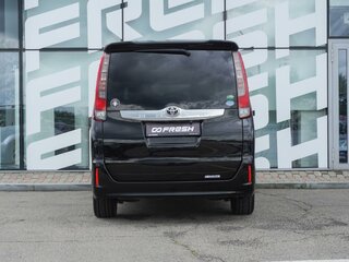 2017 Toyota Noah III (R80) Рестайлинг, чёрный, 2299000 рублей, вид 4
