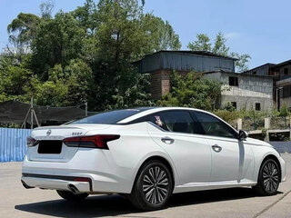 2023 Nissan Altima VI (L34) Рестайлинг, белый, 2166000 рублей, вид 4