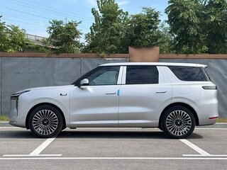 2026 IM Motors (Zhiji) LS8, серебристый, 6450000 рублей, вид 4
