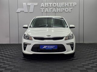 2018 Kia Rio IV, белый, 1549000 рублей, вид 2