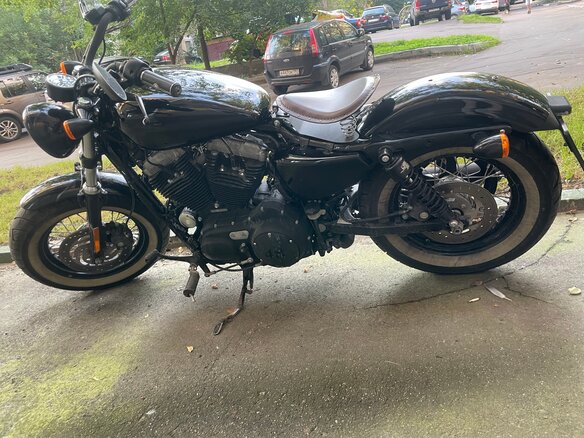 2011 Harley-Davidson Sportster 1200, чёрный, 750000 рублей - вид 4