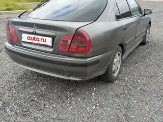 2003 Mitsubishi Carisma I Рестайлинг, серый, 180000 рублей, вид 3