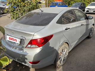 2012 Hyundai Solaris I, серебристый, 650000 рублей, вид 5