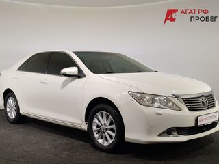 2014 Toyota Camry VII (XV50), белый, 1559000 рублей, вид 3