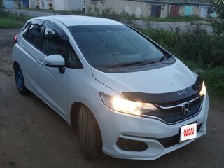 2019 Honda Fit III Рестайлинг, белый, 1180000 рублей, вид 1
