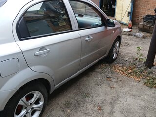 2007 Chevrolet Aveo I Рестайлинг, серебристый, 340000 рублей, вид 2