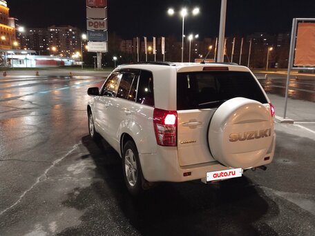 2010 Suzuki Grand Vitara II Рестайлинг, белый, 1000000 рублей, вид 5
