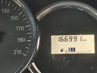 2018 Renault Sandero II Рестайлинг, белый, 560000 рублей, вид 4