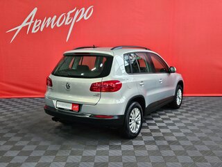 2013 Volkswagen Tiguan I Рестайлинг, серебристый, 1174000 рублей, вид 5
