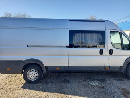 2017 Peugeot Boxer, серебристый, 2300000 рублей, вид 4