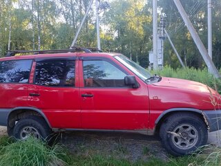 1995 Nissan Terrano II, красный, 290000 рублей, вид 2