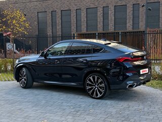 2021 BMW X6 40i III (G06), синий, 7100000 рублей, вид 4