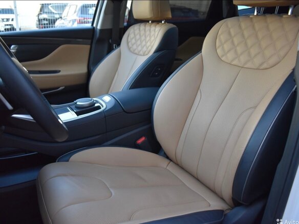 2021 Hyundai Santa Fe IV Рестайлинг, белый, 4199999 рублей - вид 12