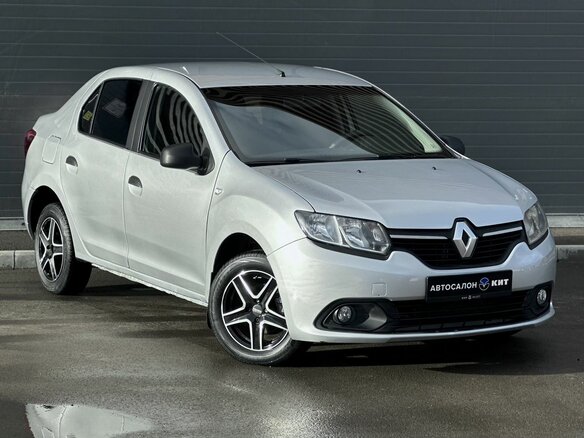 2017 Renault Logan II, серебристый, 599000 рублей - вид 2