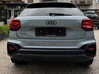 2022 Audi Q2 L 35 TFSI I Рестайлинг, серебристый, 1800000 рублей, вид 5