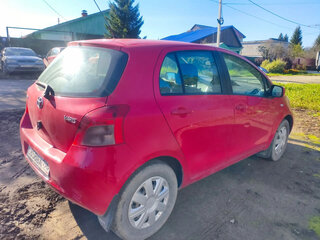 2006 Toyota Yaris II, красный, 450000 рублей, вид 2