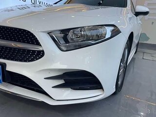 2023 Mercedes-Benz A-Класс 180 Long IV (W177) Рестайлинг, белый, 1810000 рублей, вид 2