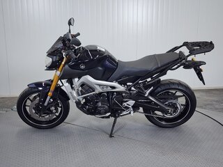 2014 Yamaha MT-09 (FZ-09), фиолетовый, 599000 рублей, вид 5