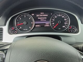 2011 Volkswagen Touareg II, чёрный, 2150000 рублей, вид 4