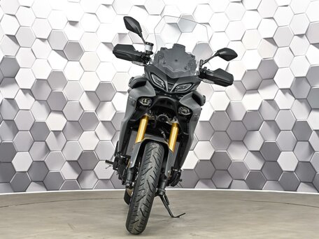 2021 Yamaha MT-09 Tracer (FJ-09), зелёный, 1299000 рублей, вид 5