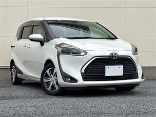 2021 Toyota Sienta II Рестайлинг, белый, 1178000 рублей, вид 1
