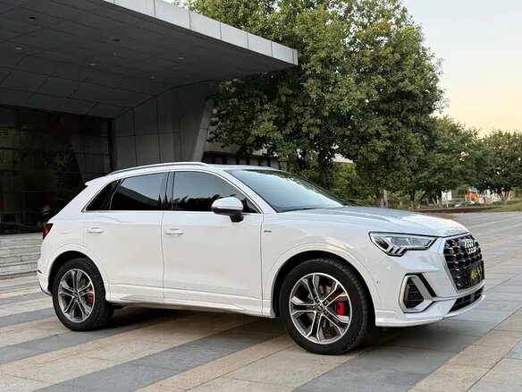2022 Audi Q3 35 TFSI II (F3), белый, 2412000 рублей - вид 2