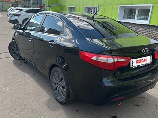 2012 Kia Rio 4-speed III, чёрный, 665000 рублей, вид 4