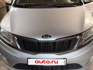 2014 Kia Rio 6-speed III, серебристый, 1200000 рублей, вид 2