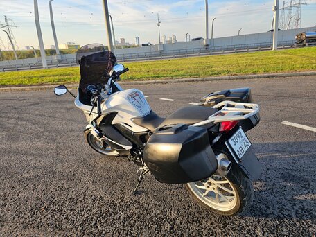 2013 BMW F 800 GT, белый, 650000 рублей, вид 5