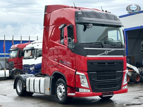 2018 Volvo FH, красный, 5690000 рублей, вид 3